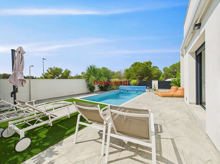 Image No.28-3 Bed Villa for sale