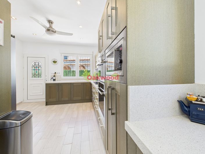 Image No.9-Villa de 6 chambres à vendre à Pinar de Campoverde