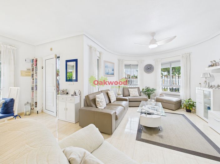 Image No.12-Villa de 3 chambres à vendre à Pinar de Campoverde