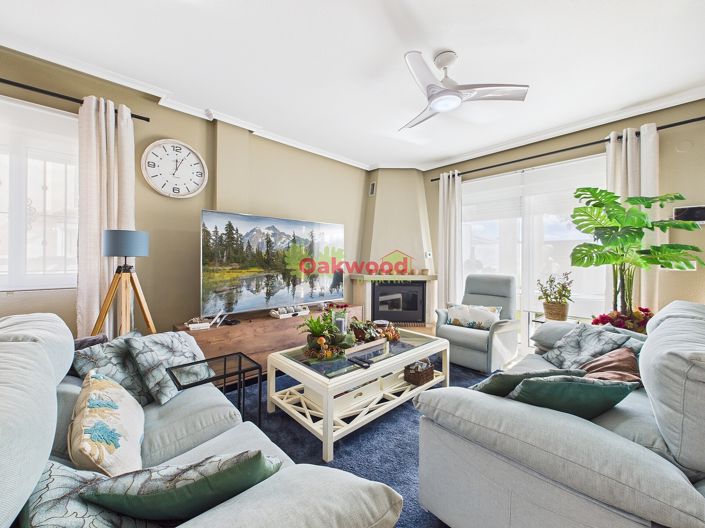 Image No.5-Villa de 4 chambres à vendre à Pinar de Campoverde