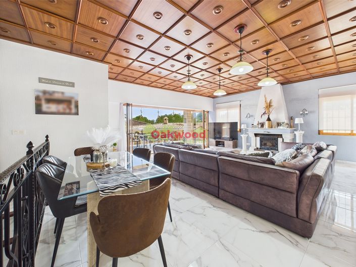 Image No.6-Villa de 5 chambres à vendre à Pinar de Campoverde