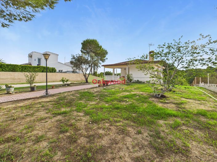 Image No.1-3 Bed Villa for sale