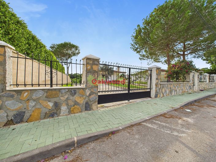 Image No.25-3 Bed Villa for sale