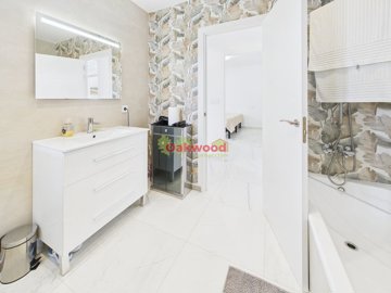 gcam04245g0-pr0074-still006