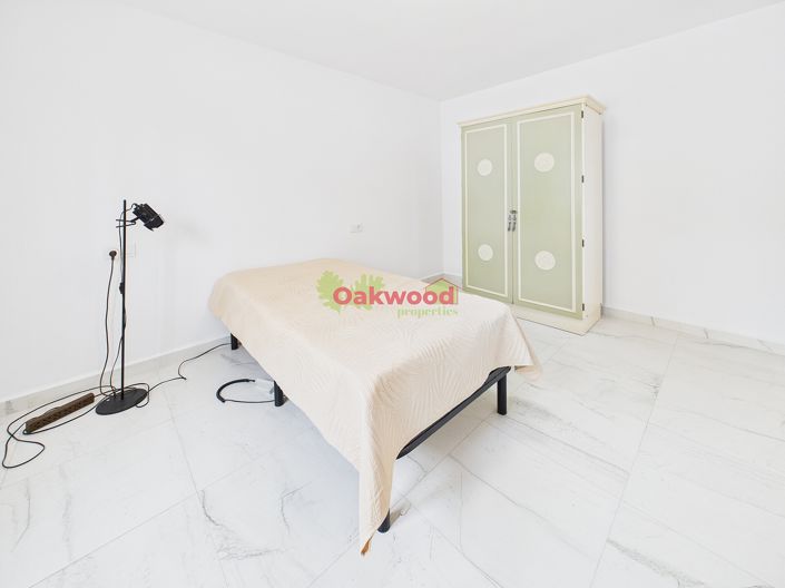 Image No.16-6 Bed Villa for sale