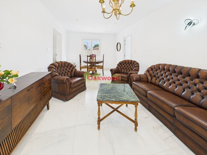 Image No.2-6 Bed Villa for sale