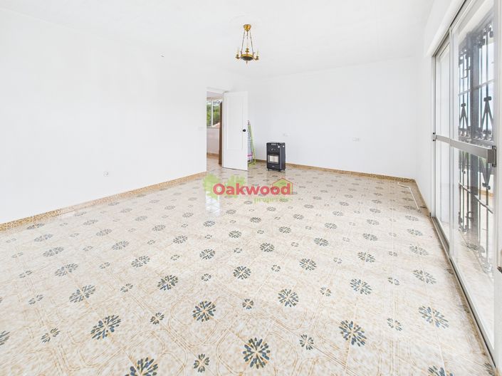 Image No.28-6 Bed Villa for sale