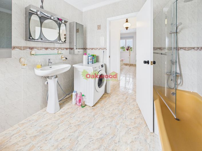 Image No.31-6 Bed Villa for sale