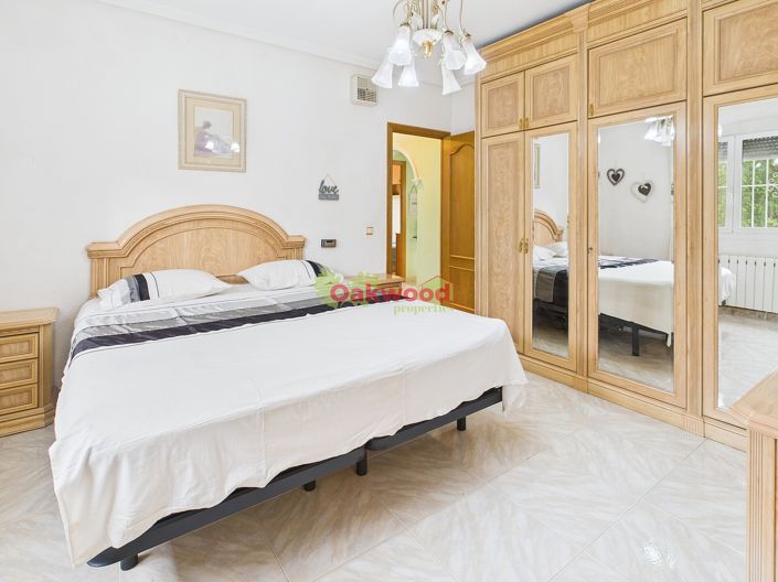 Image No.12-3 Bed Villa for sale