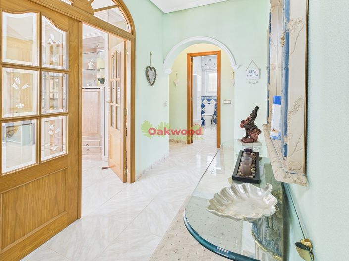 Image No.4-3 Bed Villa for sale