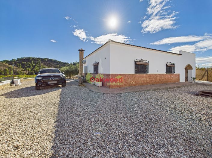 Image No.35-3 Bed Villa for sale