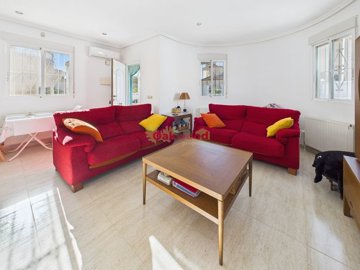 gcam04245g0-pr0078-still013