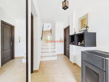 gcam04245g0-pr0080-still036