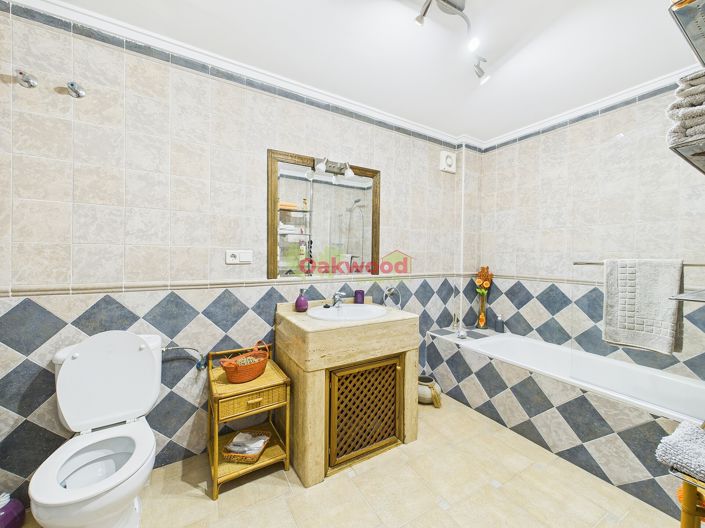 Image No.25-4 Bed Villa for sale