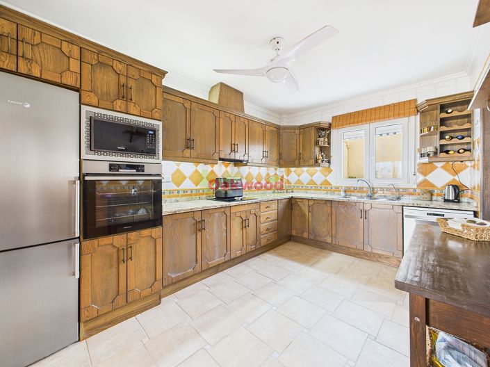 Image No.9-4 Bed Villa for sale