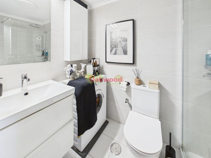 Image No.17-2 Bed Apartment for sale