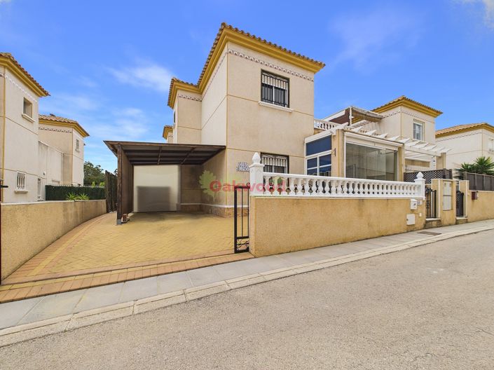 Image No.32-2 Bed Quad for sale