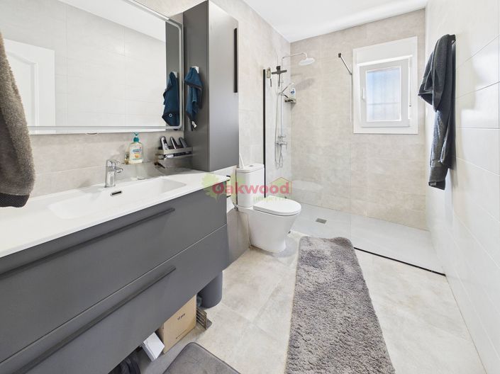 Image No.16-2 Bed Villa for sale