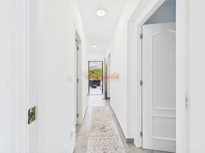 Image No.19-2 Bed Villa for sale