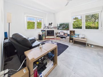 gcam04245g0-pr0083-still012