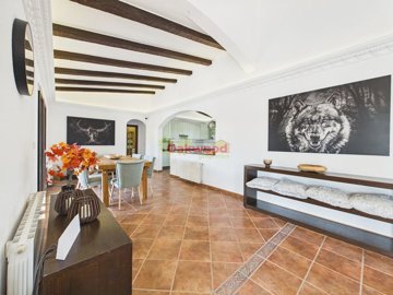 gcam04245g0-pr0082-still023