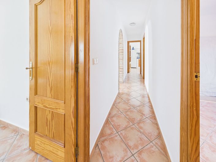 Image No.10-3 Bed Villa for sale