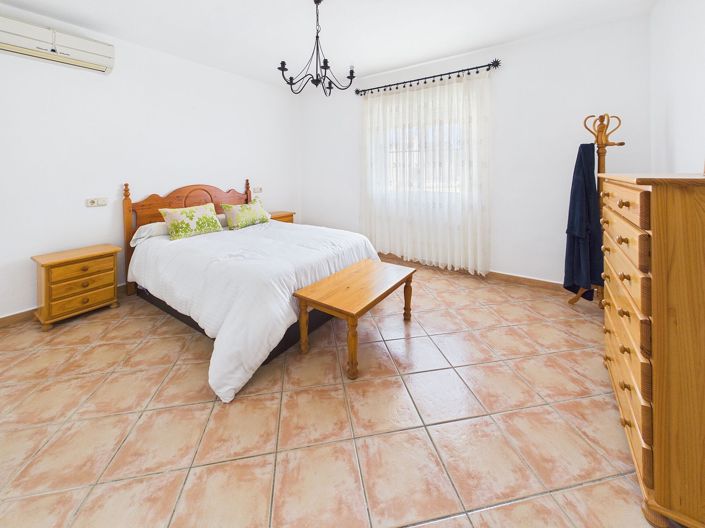 Image No.12-3 Bed Villa for sale