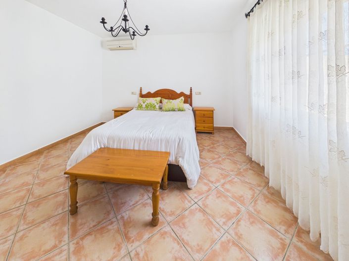 Image No.14-3 Bed Villa for sale