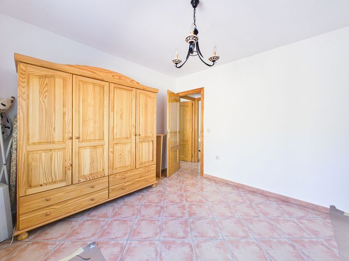 Image No.18-3 Bed Villa for sale