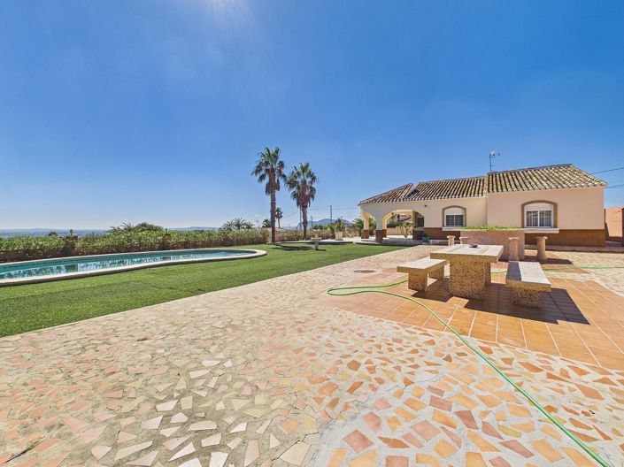 Image No.27-3 Bed Villa for sale