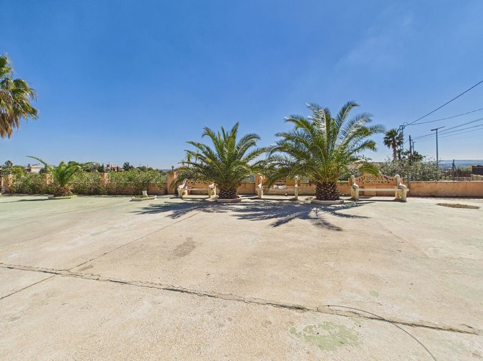 Image No.37-3 Bed Villa for sale