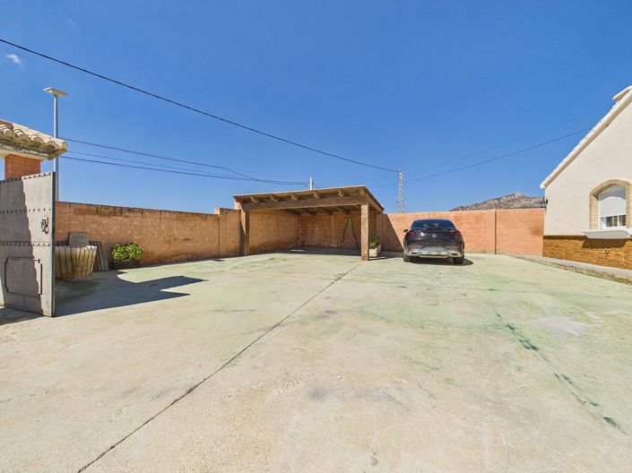 Image No.38-3 Bed Villa for sale