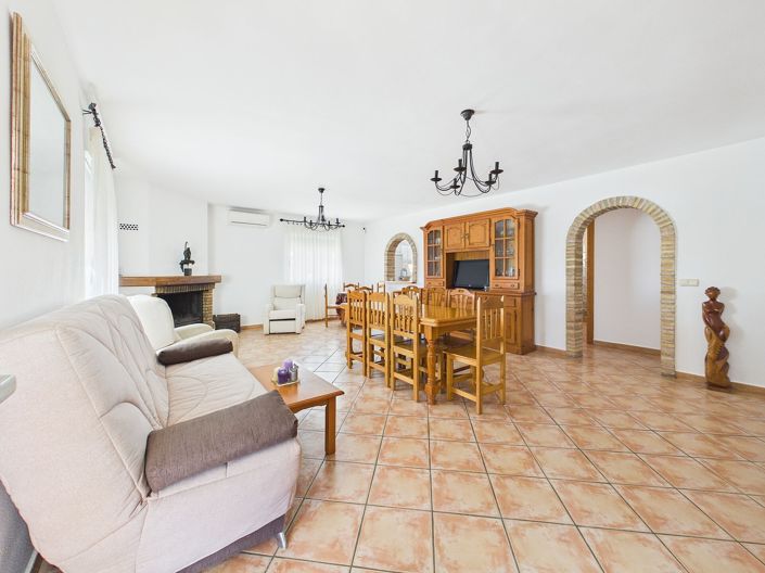 Image No.4-3 Bed Villa for sale