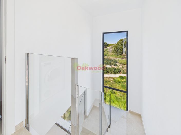 Image No.29-3 Bed Villa for sale