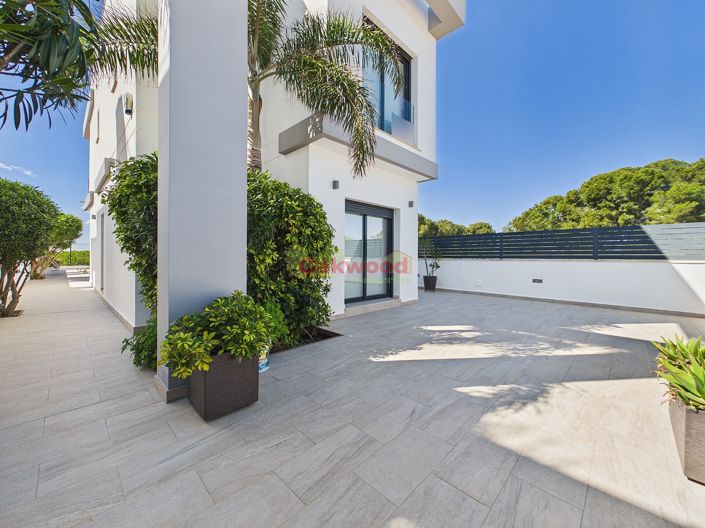 Image No.36-3 Bed Villa for sale