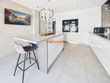 gcam04245g0-pr0087-still002