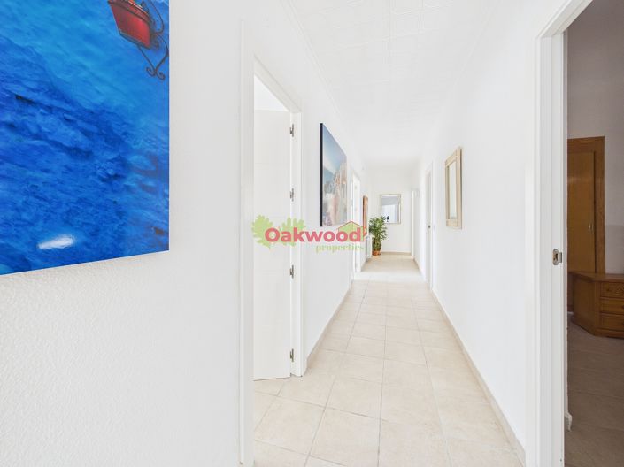 Image No.11-5 Bed Villa for sale