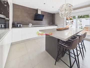 gcam04245g0-pr0087-still006