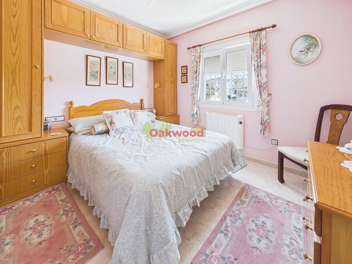 Image No.10-4 Bed Villa for sale