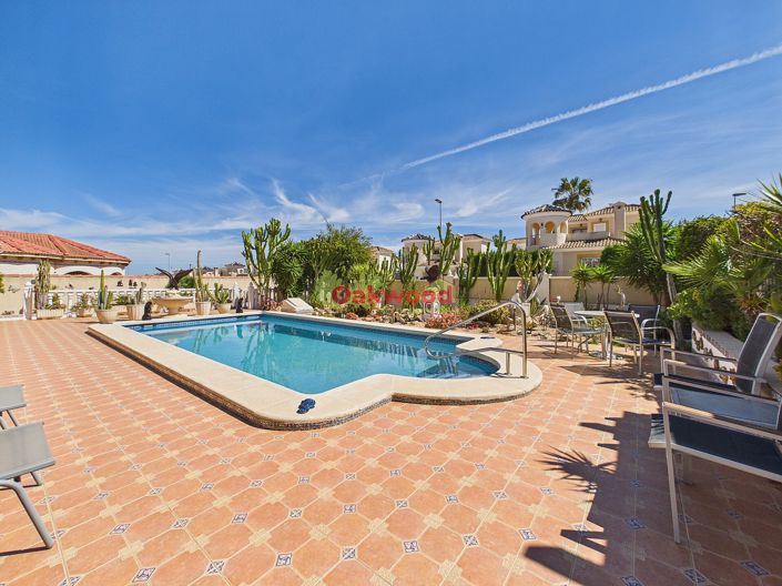 Image No.32-4 Bed Villa for sale