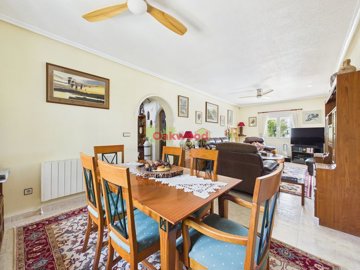 gcam04245g0-pr0089-still031