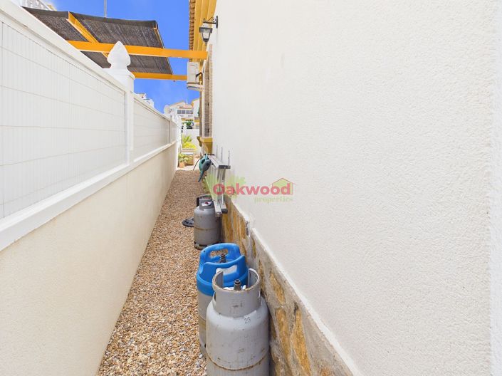Image No.19-2 Bed Villa for sale