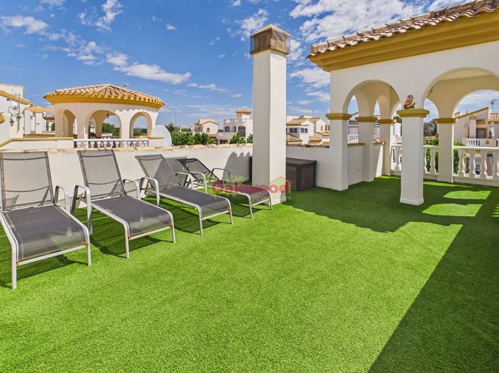Image No.25-2 Bed Villa for sale