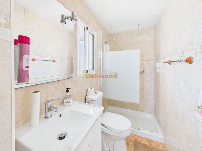 Image No.14-3 Bed Property for sale