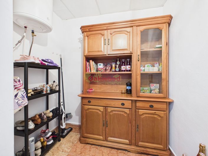 Image No.22-3 Bed Property for sale