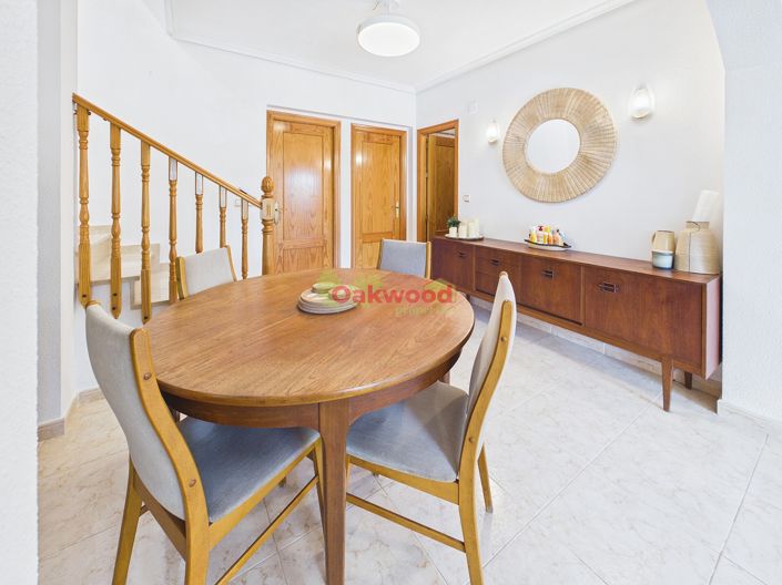 Image No.11-3 Bed Townhouse for sale