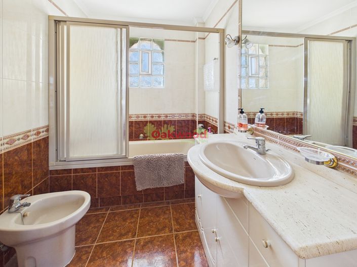 Image No.30-3 Bed Townhouse for sale