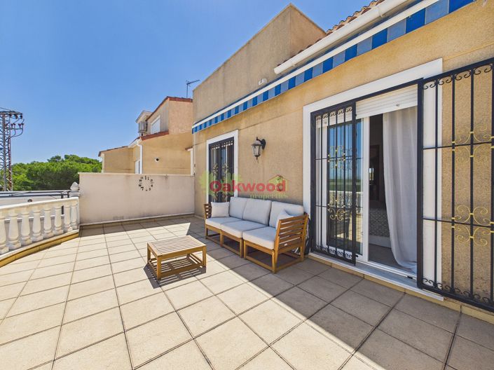 Image No.31-3 Bed Townhouse for sale