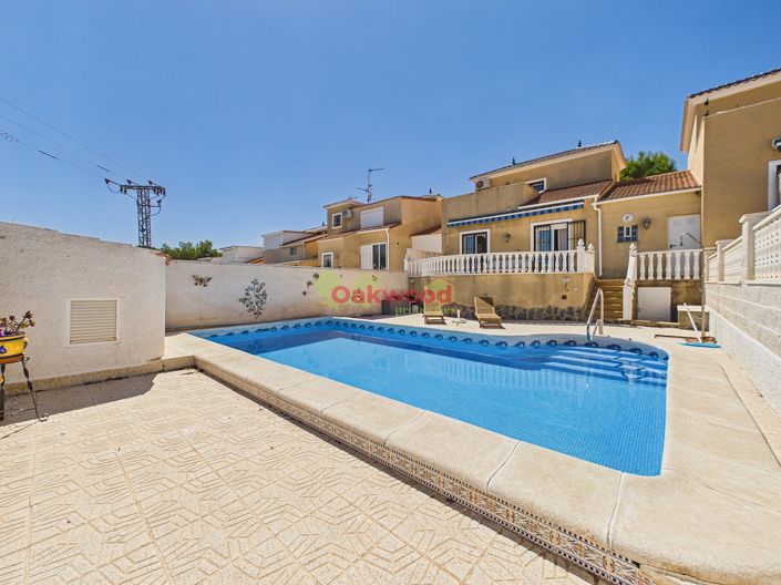 Image No.33-3 Bed Townhouse for sale