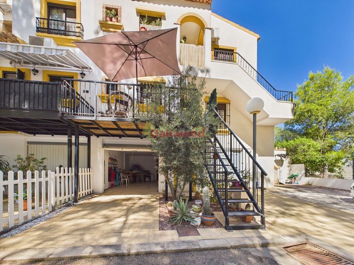 Image No.20-2 Bed Apartment for sale